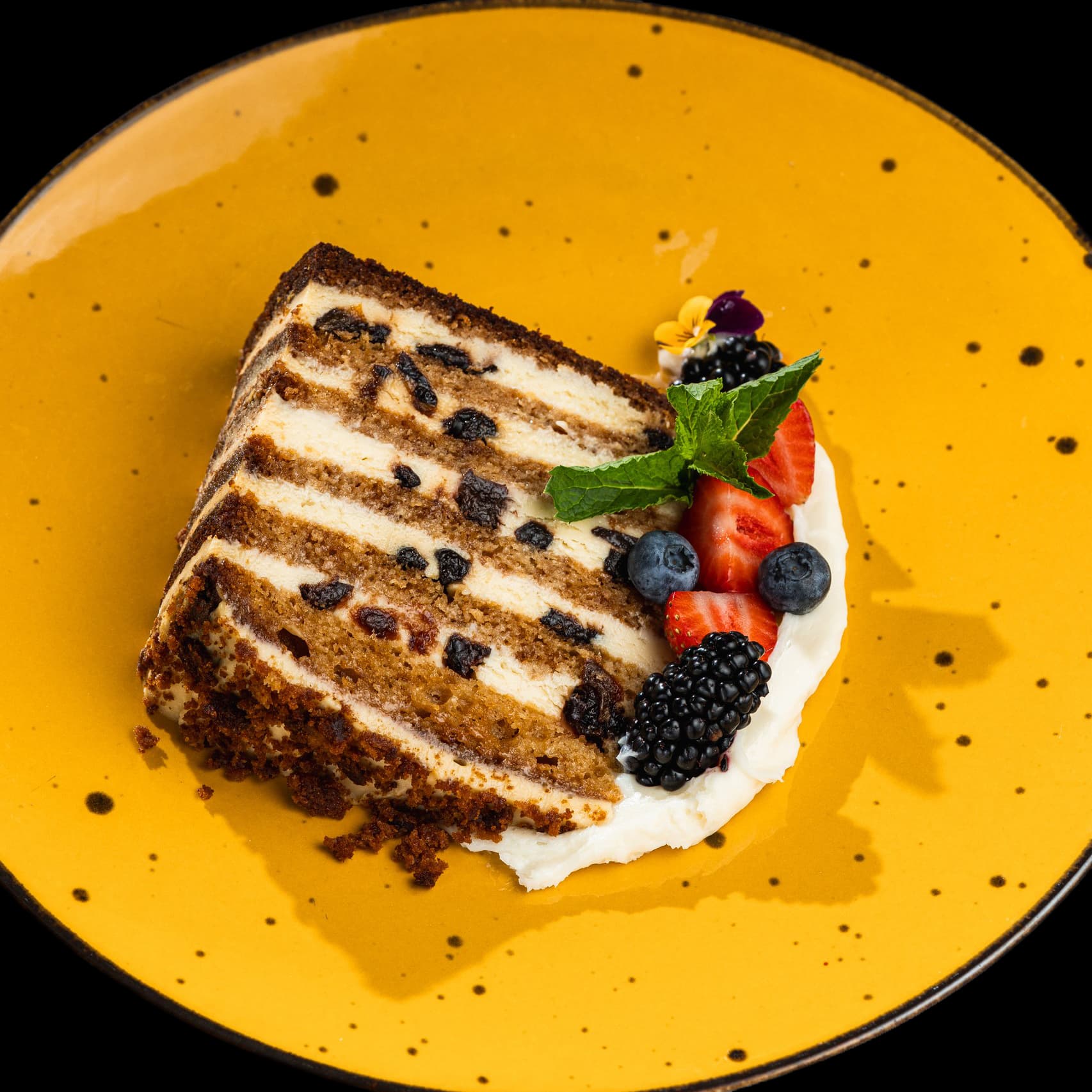 Медовик с черносливом 230гр