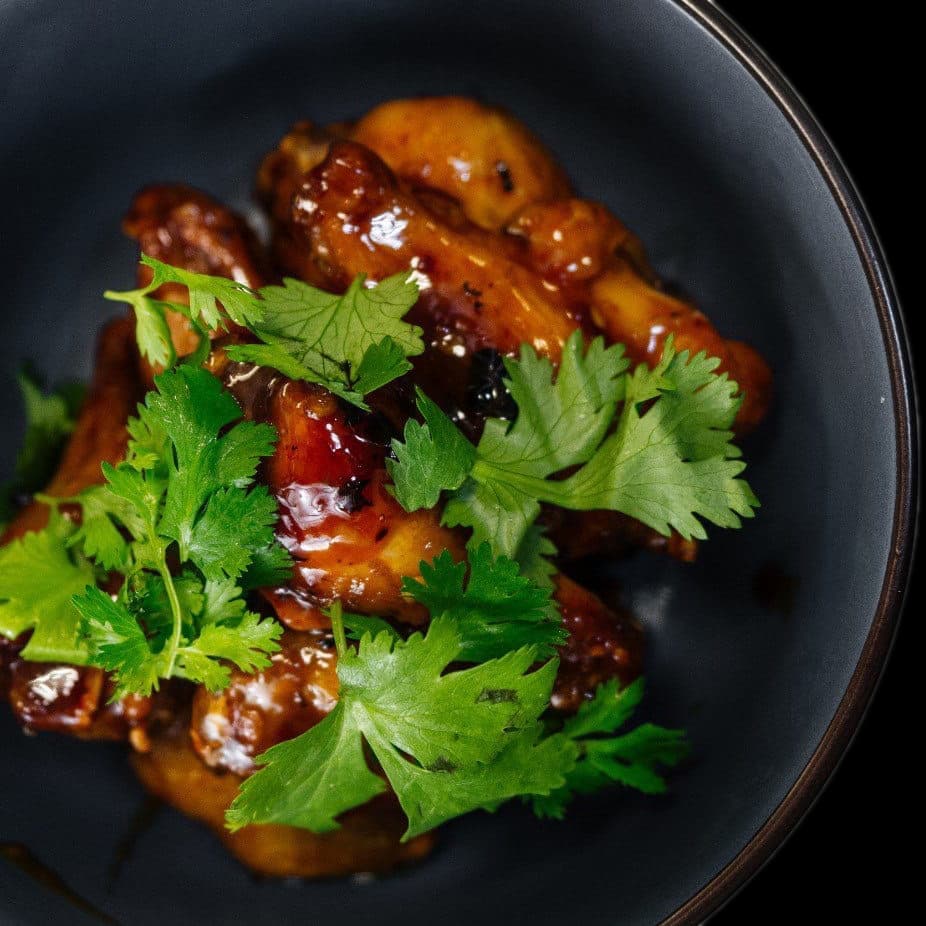 Куриные крылья в соусе сладкий чили 300гр