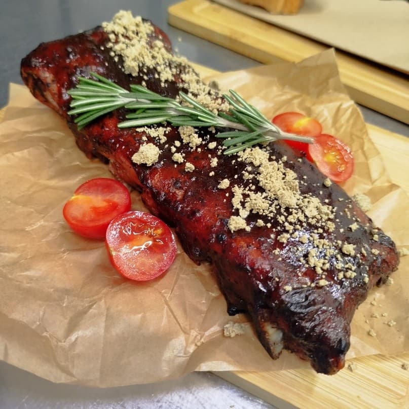 Ребра свиные с халвой и соусом 400 г