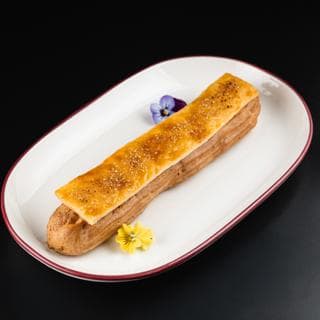 Эклер с карамельно-ванильным кремом 200г