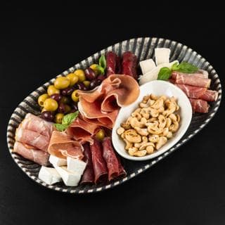 Мясная нарезка 500г