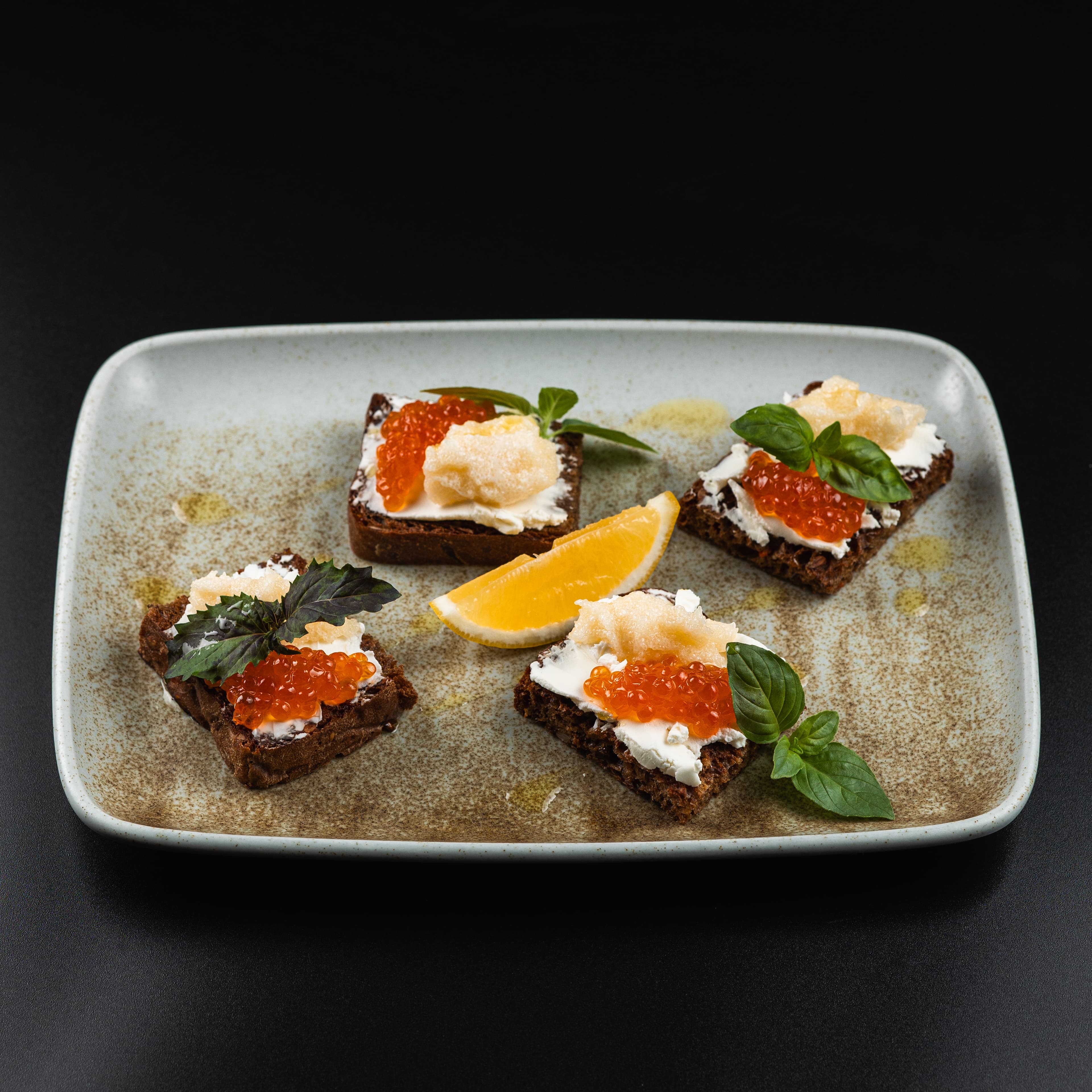 Смореброды с двумя видами икры 240г