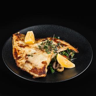 Камбала с оливками и шпинатом 560гр