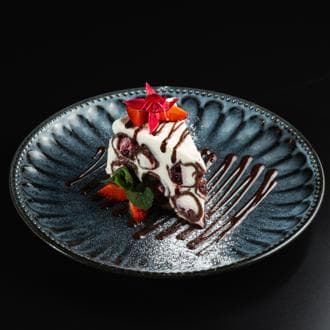 Блинный торт тирамису с вишневым конфи 240гр