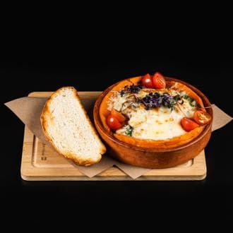 Запечённый батат с жульеном из курицы и грибов 600гр