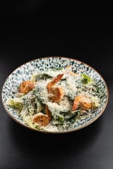 Салат Зеленый салат с креветкой 260г