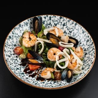 Салат с морепродуктами 350г