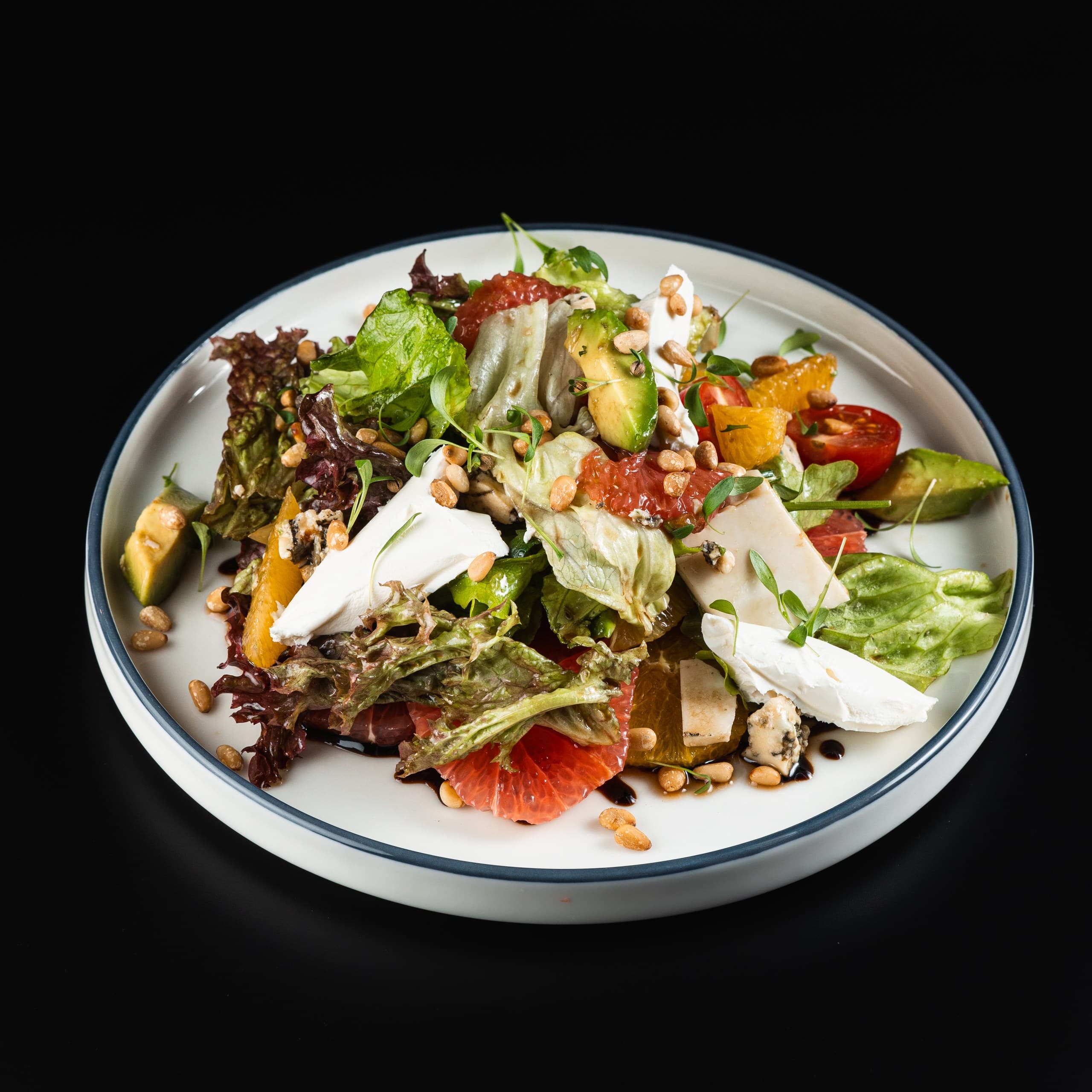 Салат с тремя видами сыра 360гр