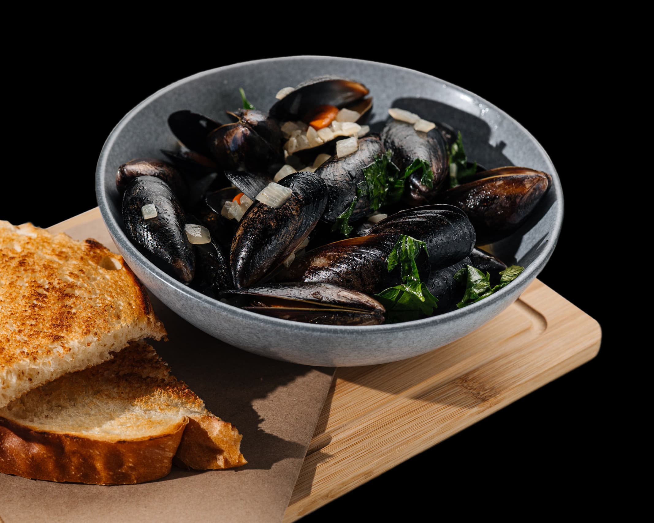 Ст.Р. Мидии на створках в вине 450/80гр